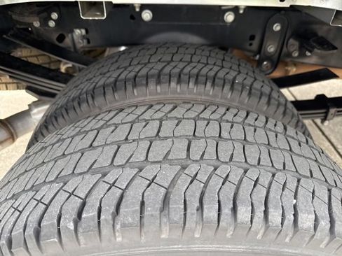 Used 2024 Ford F350 XL AWD/4WD image 11