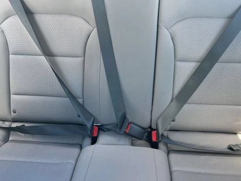 Used 2018 Hyundai Elantra SEL FWD image 19