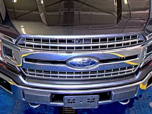 Used 2018 Ford F150 XLT w/ Equipment Group 302A Luxury image 13