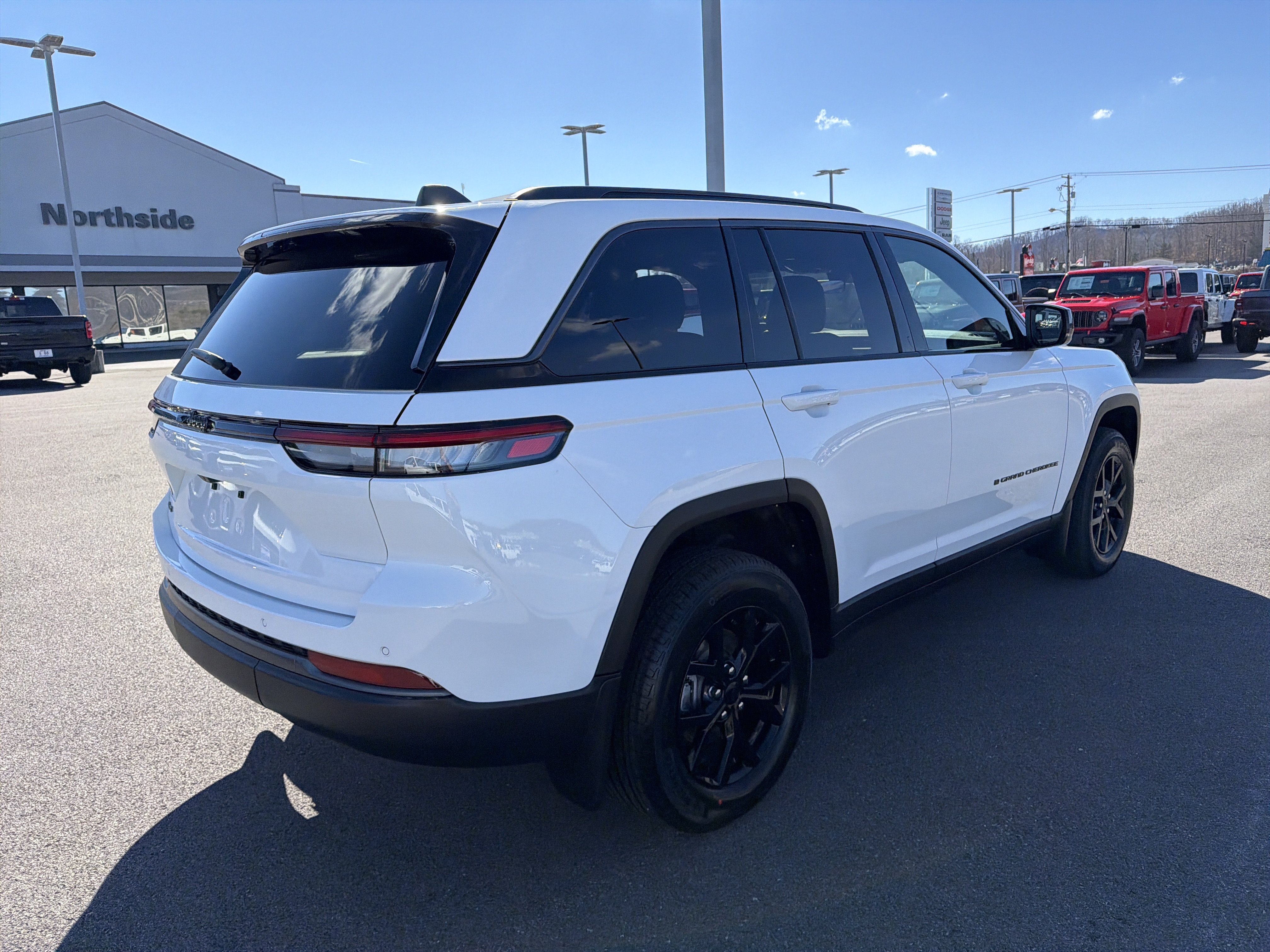 New 2026 Jeep Grand Cherokee Altitude AWD/4WD image 6