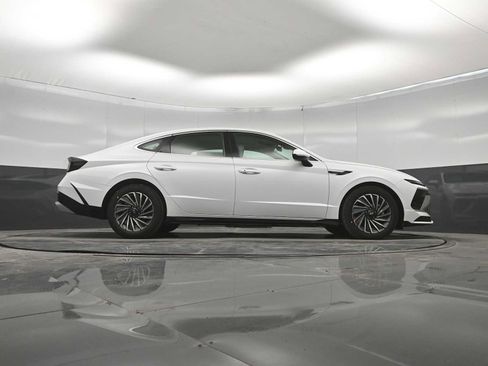 New 2026 Hyundai Sonata SEL FWD image 42