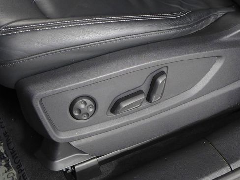 Used 2023 Audi Q5 2.0T Premium w/ Convenience Package image 23