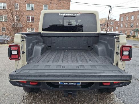 Used 2022 Jeep Gladiator Rubicon w/ LED Lighting Group image 27