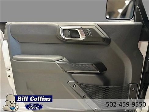 New 2025 Ford Bronco Badlands image 11