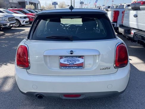 Used 2015 MINI Cooper 2-Door Hardtop image 5