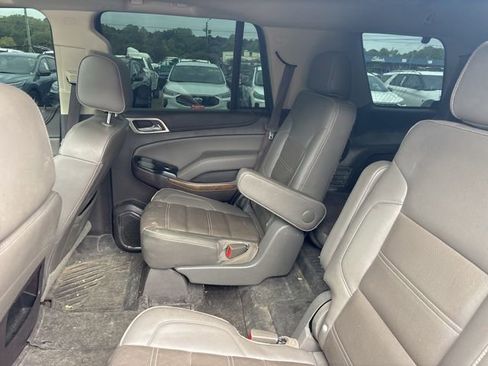 Used 2020 GMC Yukon Denali w/ Denali Ultimate Package AWD/4WD image 28