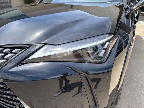 Used 2023 Lexus UX 250h AWD w/ Premium Package image 6