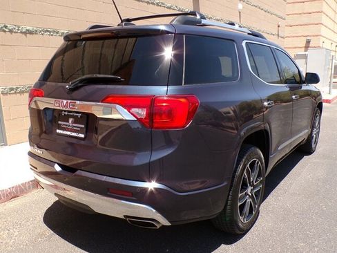 Used 2018 GMC Acadia Denali w/ Technology Package FWD image 5