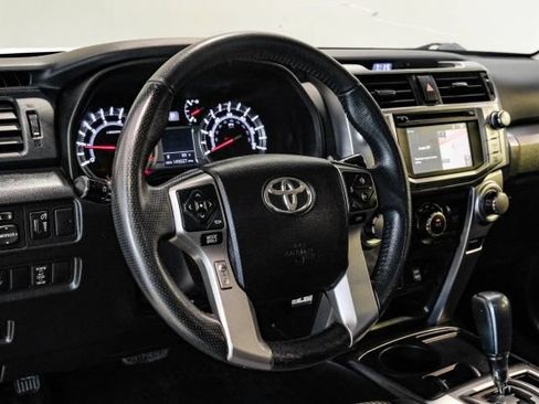 Used 2017 Toyota 4Runner SR5 RWD image 22