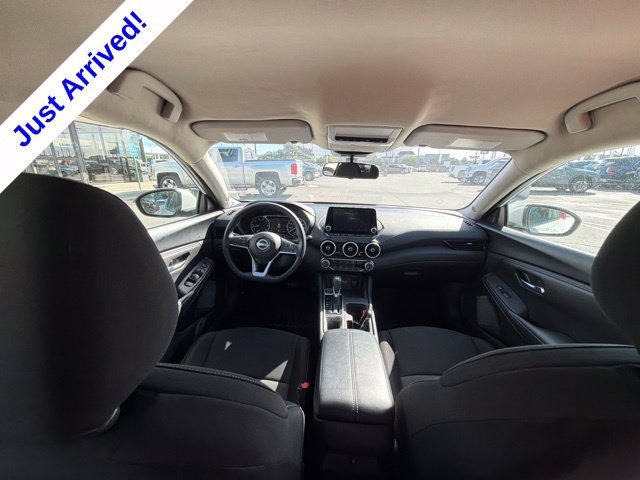 Used 2024 Nissan Sentra SV FWD image 32