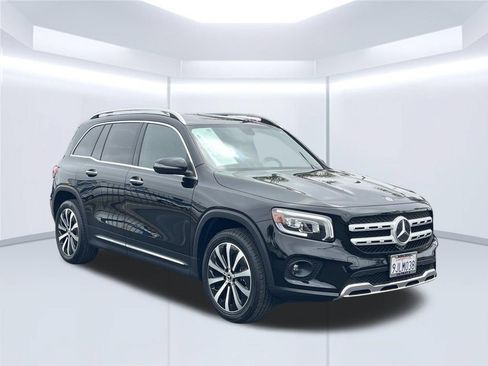 Used 2023 Mercedes-Benz GLB 250 image 29