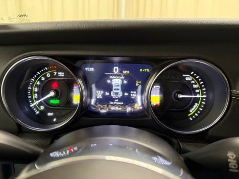 Used 2023 Jeep Wrangler Sahara w/ Cold Weather Group image 29