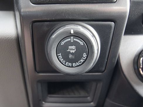 Used 2018 Ford F150 XLT w/ Equipment Group 302A Luxury AWD/4WD image 28