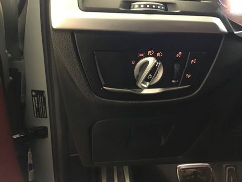 Used 2023 BMW X4 M40i w/ Premium Package image 39