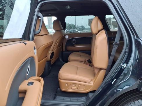 New 2026 Hyundai Palisade Calligraphy FWD image 18