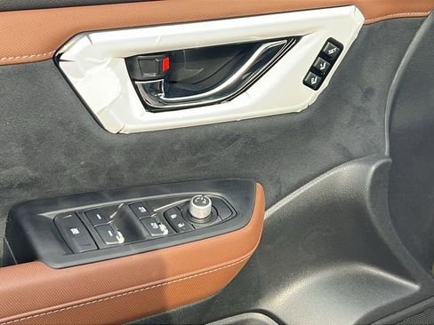 New 2026 Subaru Forester Touring image 30