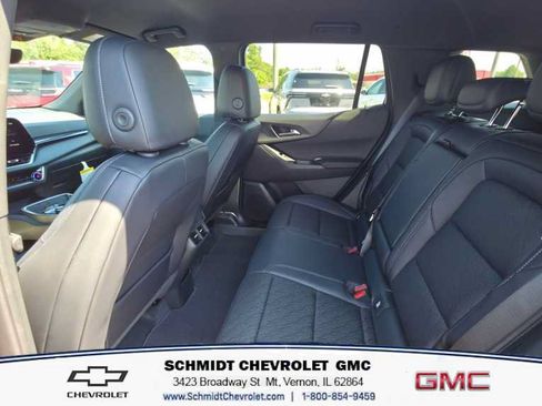 New 2027 Chevrolet Equinox LT w/ Convenience Package II FWD image 11