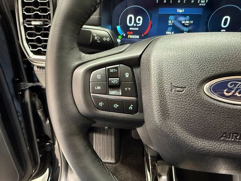 Used 2024 Ford Ranger Lariat w/ FX4 Off-Road Package image 22