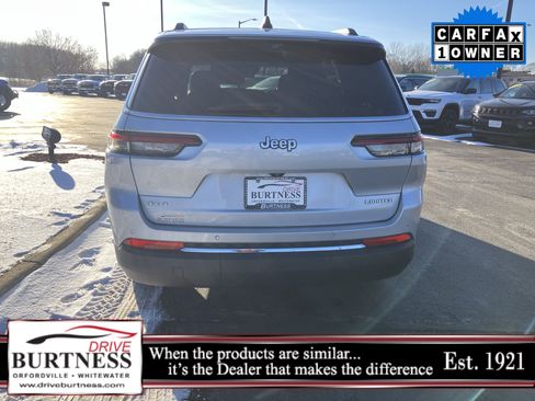 Used 2024 Jeep Grand Cherokee L Limited w/ Luxury Tech Group II image 20