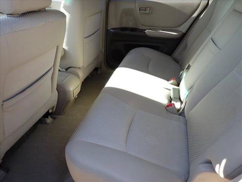 Used 2006 Toyota Highlander 2WD image 9