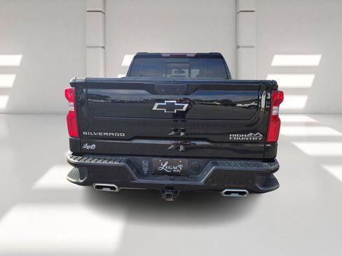 Used 2022 Chevrolet Silverado 1500 High Country AWD/4WD image 6