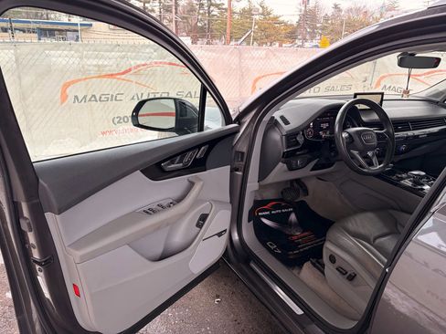 Used 2019 Audi Q7 3.0T Premium Plus w/ Premium Plus Package image 14