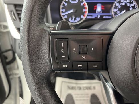 Used 2023 Nissan Rogue S FWD image 23