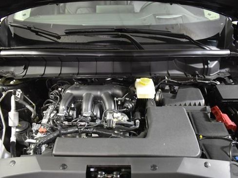 New 2026 Nissan Pathfinder Platinum AWD/4WD image 41