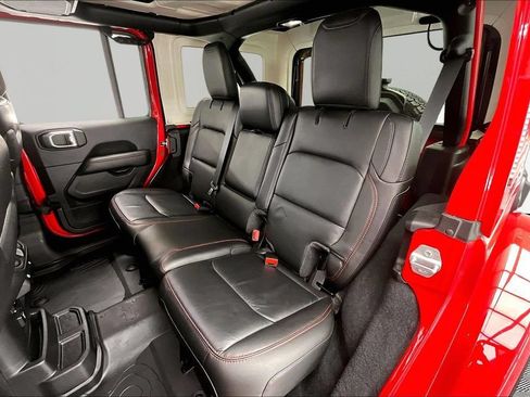 Used 2022 Jeep Wrangler Unlimited Rubicon w/ Steel Bumper Group AWD/4WD image 26