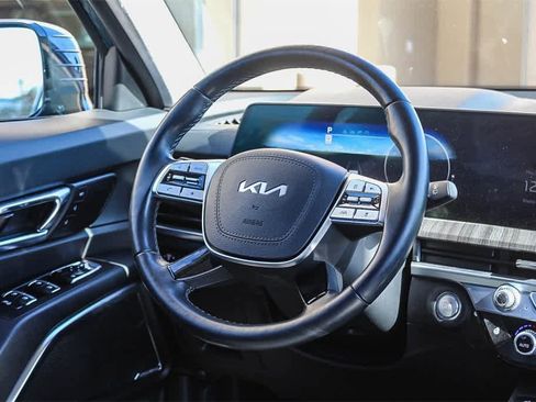 Used 2024 Kia Telluride SX Prestige image 21