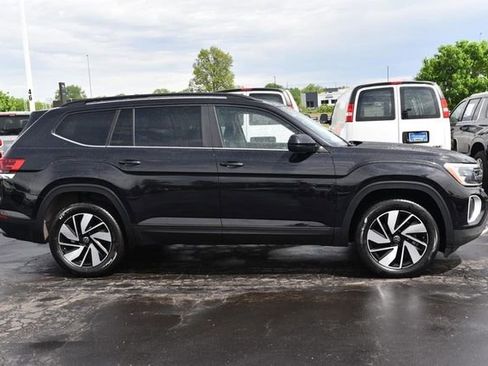 Used 2025 Volkswagen Atlas SE image 5