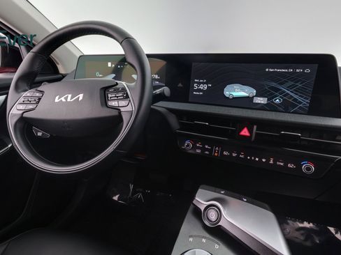 Used 2024 Kia EV6 Light image 22