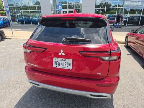 Used 2024 Mitsubishi Outlander SE AWD/4WD image 5