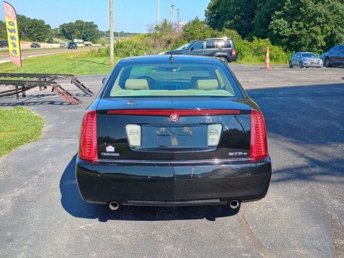 Used 2008 Cadillac STS w/ Preferred Equipment Group AWD/4WD image 4