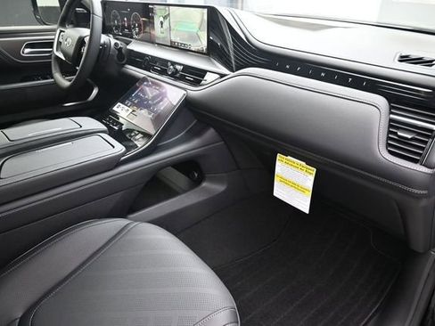 New 2026 INFINITI QX80 Luxe RWD image 48