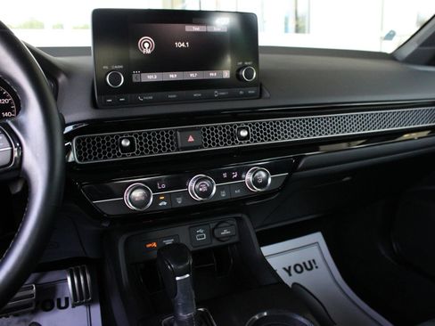 Used 2022 Honda Civic Sport image 36
