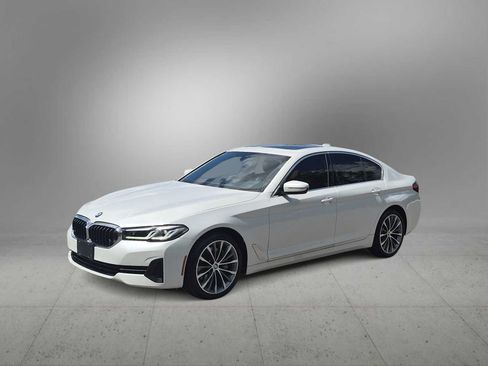 Used 2023 BMW 540i xDrive w/ Premium Package AWD/4WD image 4