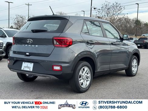 New 2026 Hyundai Venue SE image 13