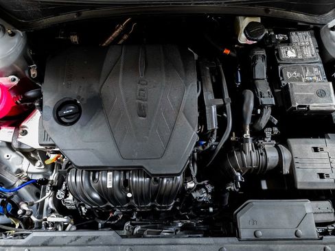 Used 2026 Kia Sportage SX image 12