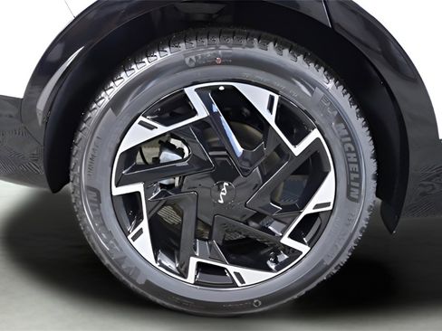 Used 2024 Kia Sportage SX image 34