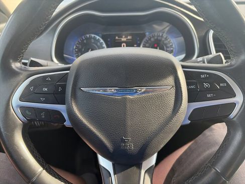 Used 2015 Chrysler 200 Limited w/ Convenience Group FWD image 25