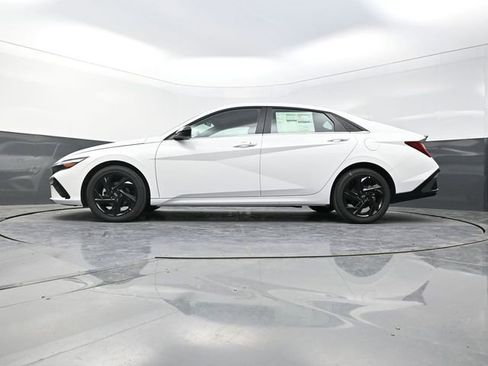 New 2026 Hyundai Elantra SEL Sport Premium FWD image 33