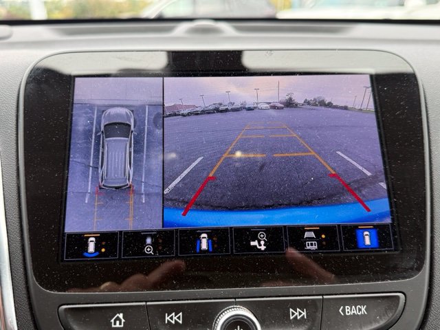Used 2024 Chevrolet Equinox LT AWD/4WD image 22