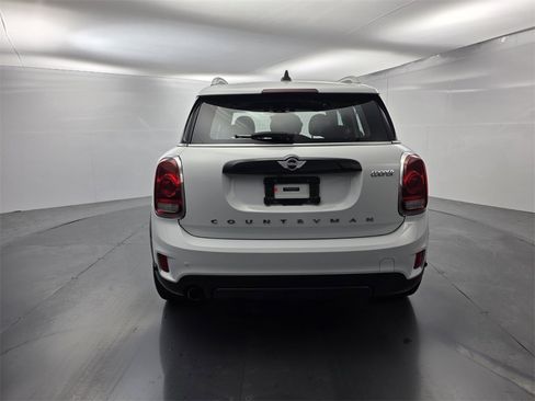 Used 2017 MINI Cooper Countryman image 5