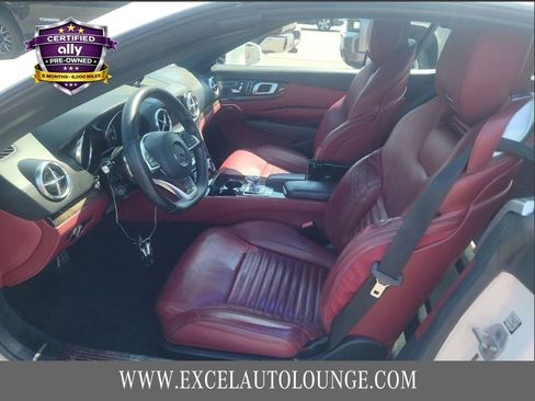 Used 2018 Mercedes-Benz SL 550 image 12
