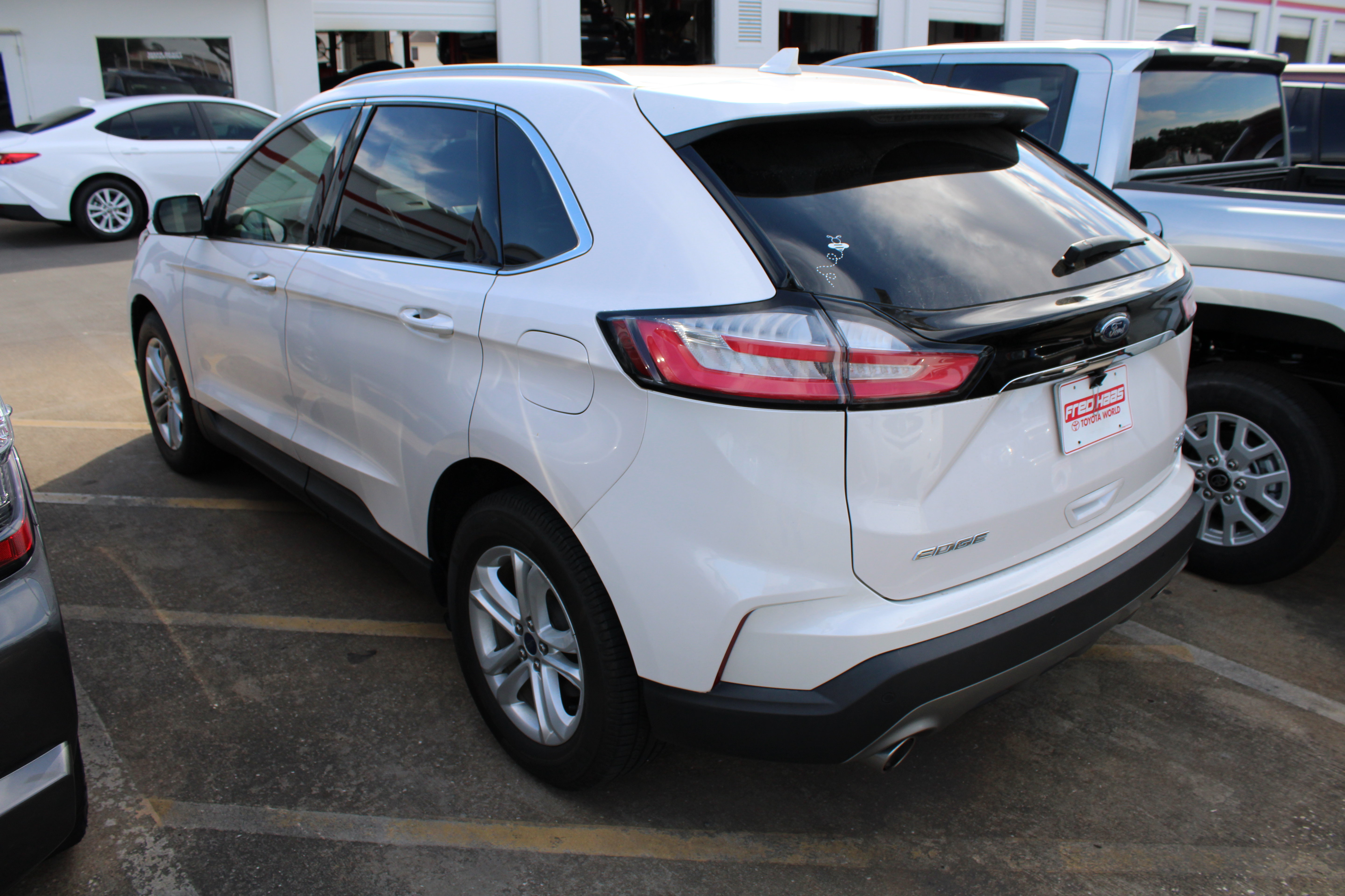 Used 2019 Ford Edge SEL w/ Equipment Group 201A FWD image 8