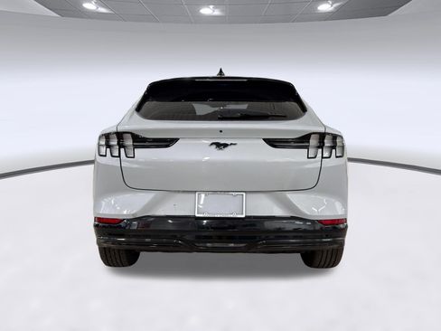 Used 2022 Ford Mustang Mach-E Premium RWD image 10