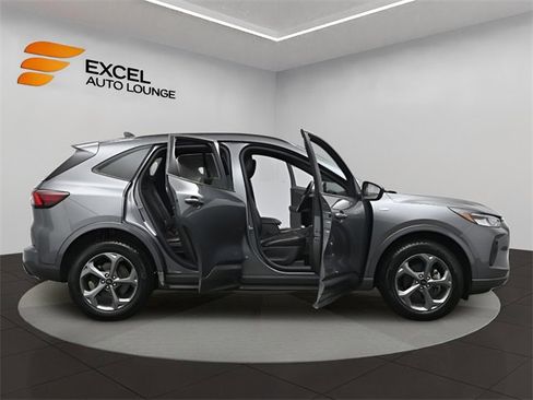 Used 2024 Ford Escape ST-Line image 53