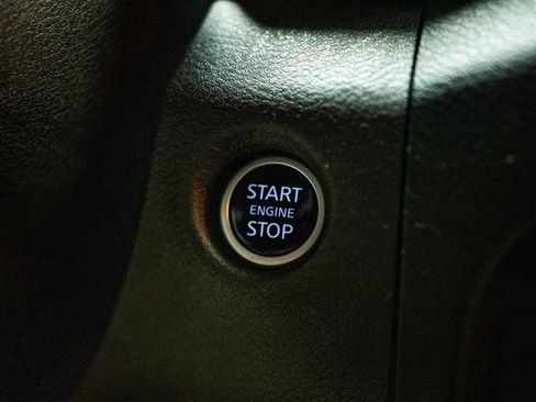 Used 2024 Nissan Frontier SV w/ SV Convenience Package AWD/4WD image 19