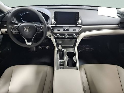 Certified 2022 Honda Accord LX image 2